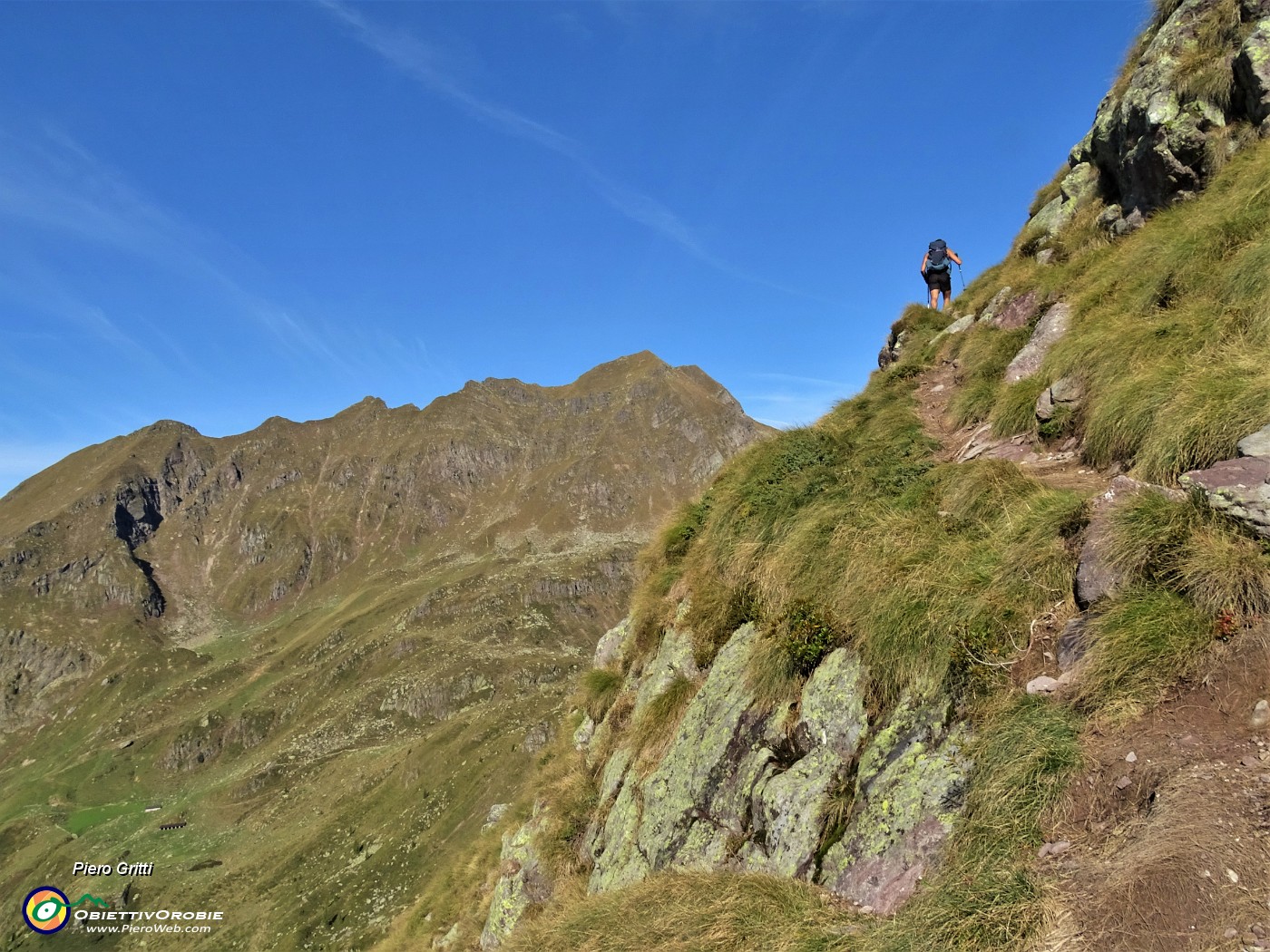 01 Salendo dal Passo della Marogella verso Cime delle galline e di Mezzeno.JPG